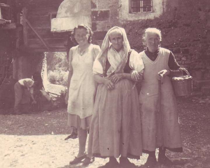 Foto: ca. 1948, dal libro "S. Cristina 1870–1970", Edit. Comitato per l’educazione permanente di S. Cristina, © 2009 Foto: ca. 1948, dal libro "S. Cristina 1870–1970", Edit. Comitato per l’educazione permanente di S. Cristina, © 2009